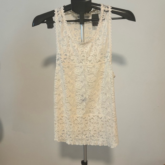 American Eagle Outfitters Tops - Womens American Eagle Outfitters White Lace Tank Top Women’s Size M